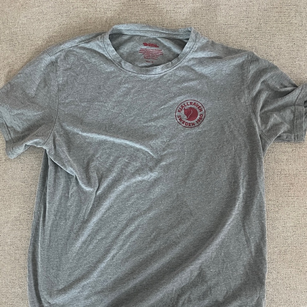 Fjallraven Gray Short Sleeve Tee